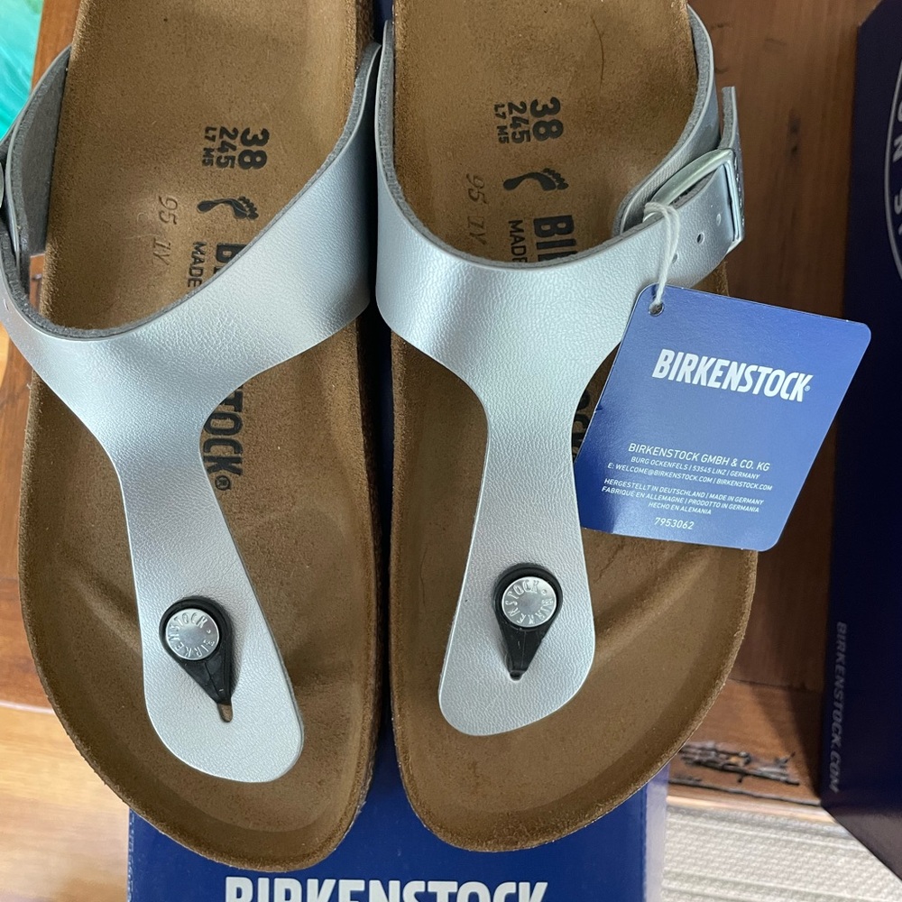 Birkenstock Silver Women’s Sandals size 7.5 38EU